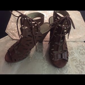 Chinese Laundry Heels Size 7.5